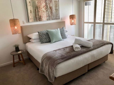 East On Byron - Tourism Search 37