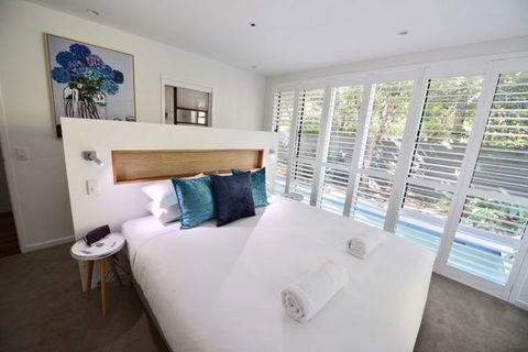 East On Byron - Tourism Search 17