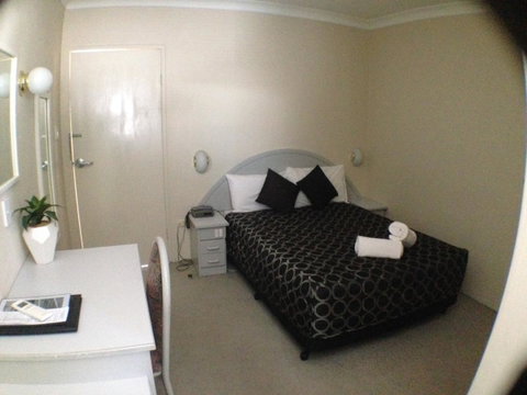 Ben Chifley Motor Inn - Tourism Search 30