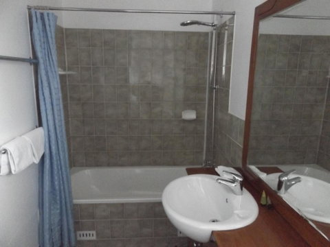 Ben Chifley Motor Inn - Tourism Search 7