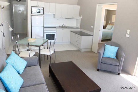 Mollymook Cove Apartments - Tourism Search 22