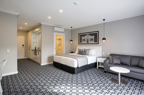 CH Boutique Hotel & Apartments, Ascend Hotel Collection - Tourism Search 0
