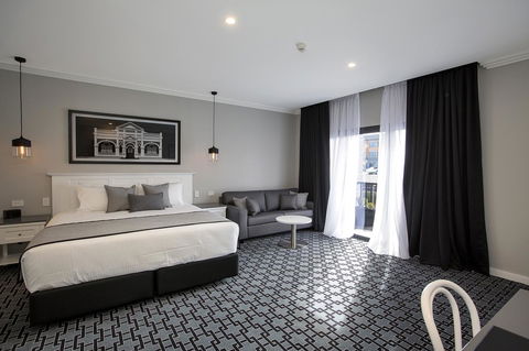 CH Boutique Hotel & Apartments, Ascend Hotel Collection - Tourism Search 1