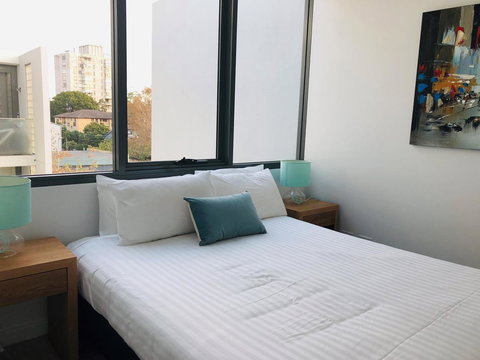 Wyndel Apartments Neutral Bay - Military - Tourism Search 3