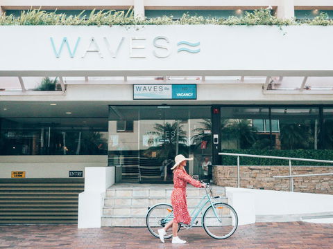 Waves Byron Bay - Tourism Search 0