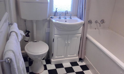 182 Anson Street - Tourism Search 5