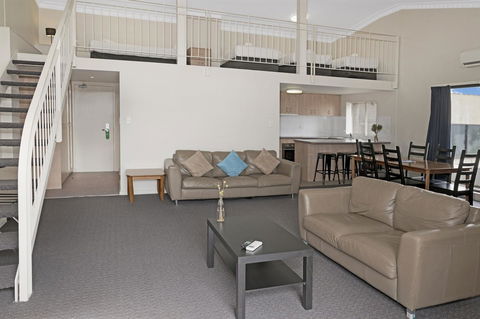 Banjo Paterson Inn - Tourism Search 28