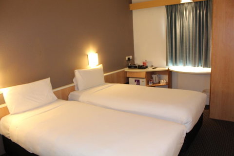 Ibis Thornleigh - Tourism Search 17