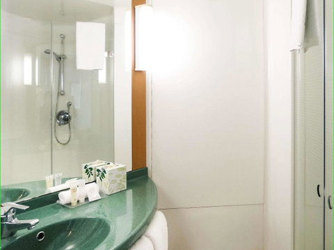 Ibis Thornleigh - Tourism Search 32