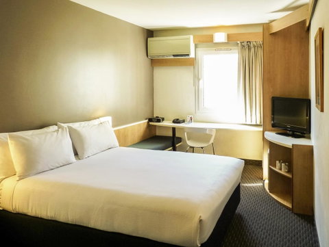 Ibis Thornleigh - Tourism Search 6