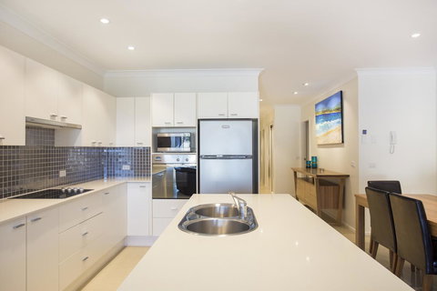 Beachfront 2 - Tourism Search 10