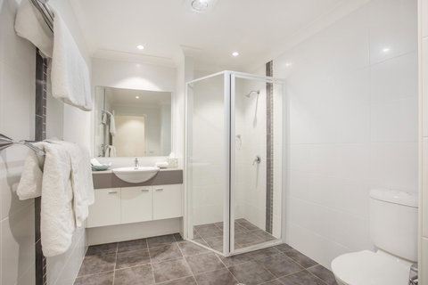 Beachfront 2 - Tourism Search 18