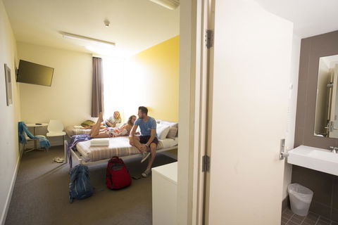 YHA Sydney Harbour - Tourism Search 4