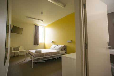 YHA Sydney Harbour - Tourism Search 16