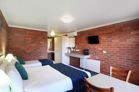 Pelican Motor Inn - Tourism Search 43
