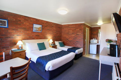 Pelican Motor Inn - Tourism Search 44