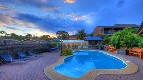 Pelican Motor Inn - Tourism Search 25