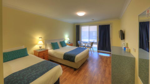Pelican Motor Inn - Tourism Search 20