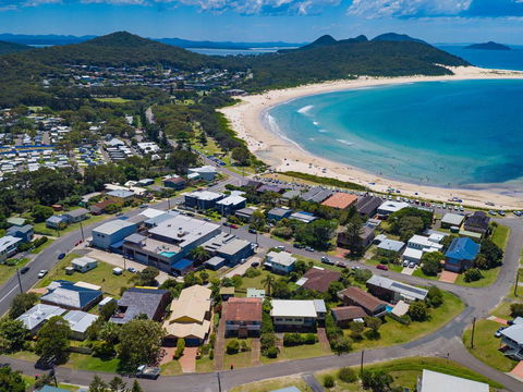 Blue View @ Fingal Bay - Tourism Search 17
