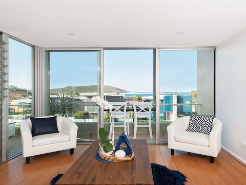 Blue View @ Fingal Bay - Tourism Search 14