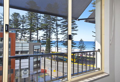 Manly Paradise Motel & Apartments - Tourism Search 12