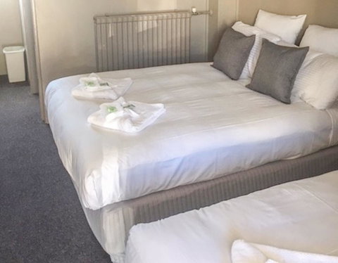 Commercial Hotel Motel Lithgow - Tourism Search 20