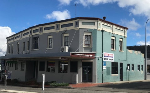 Commercial Hotel Motel Lithgow - Tourism Search 1