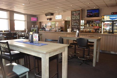 Commercial Hotel Motel Lithgow - Tourism Search 41