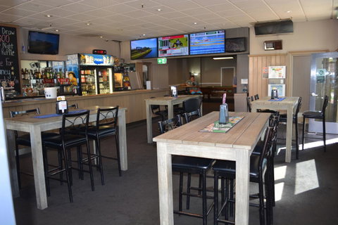 Commercial Hotel Motel Lithgow - Tourism Search 4