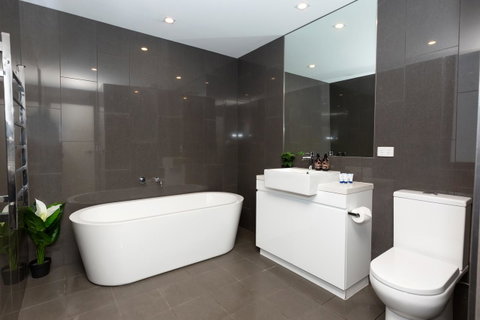 Brand New Executive Apartment - Tourism Search 10