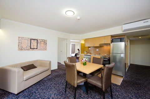 Best Western Plus Hovell Tree Inn - Tourism Search 32