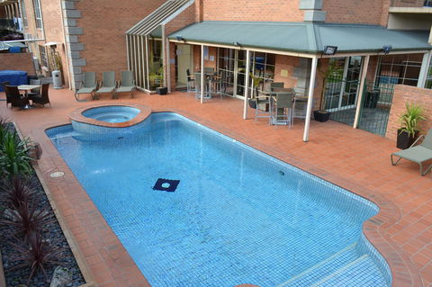Best Western Plus Hovell Tree Inn - Tourism Search 6