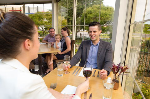 Best Western Plus Hovell Tree Inn - Tourism Search 4