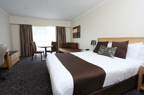 Best Western Plus Hovell Tree Inn - Tourism Search 19