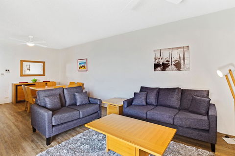Victoria Parade, Kiah, Unit 10, 53 - Tourism Search 3