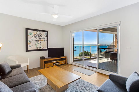 Victoria Parade, Kiah, Unit 10, 53 - Tourism Search 1