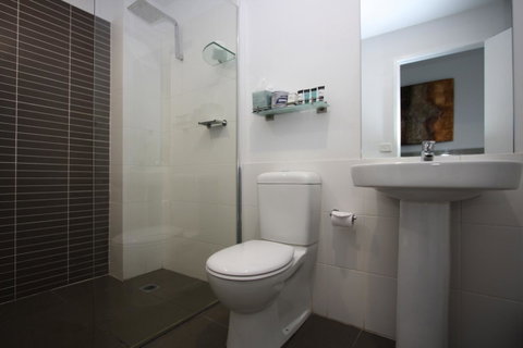 Honeysuckle Executive Apartments - Tourism Search 22