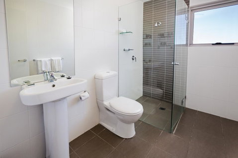 Honeysuckle Executive Apartments - Tourism Search 26