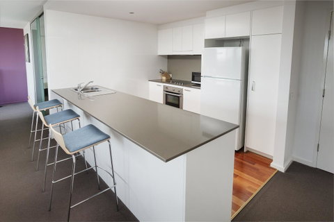 Honeysuckle Executive Apartments - Tourism Search 42