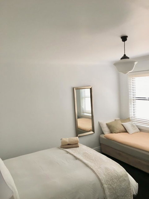 99 Hill Street Apartments - Tourism Search 6