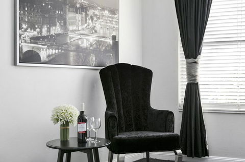 Airport Hotel Sydney - Tourism Search 7