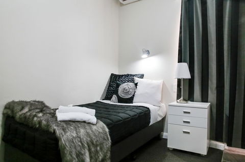 Airport Hotel Sydney - Tourism Search 18