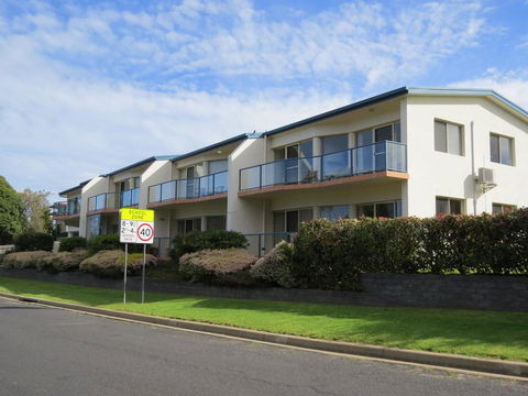 BlueWater Apartments - Tourism Search 20