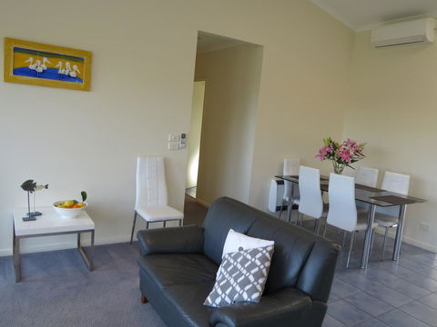 BlueWater Apartments - Tourism Search 26