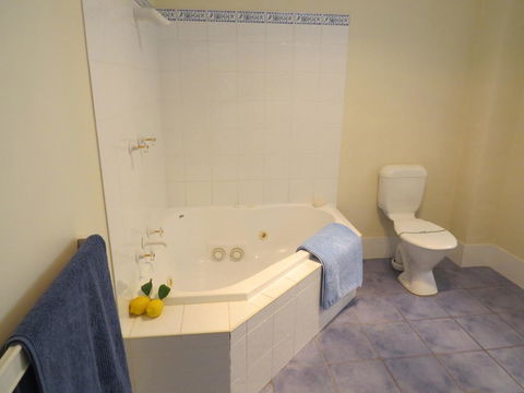 BlueWater Apartments - Tourism Search 23