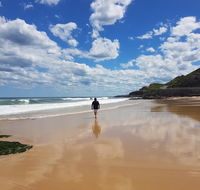 Arena Luxury Beachfront Apartment - Tourism Search