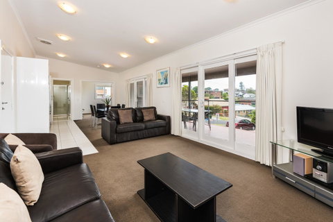 Horizon Holiday Apartments - Tourism Search 8