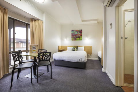 Boomerang Hotel - Tourism Search 22