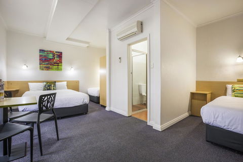Boomerang Hotel - Tourism Search 2