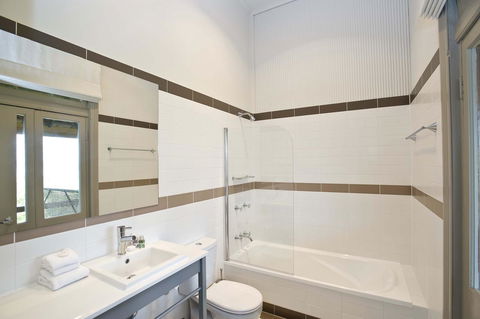 Q Station - Tourism Search 17